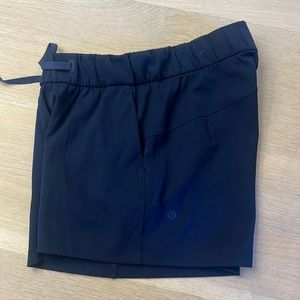 Lulu classic shorts